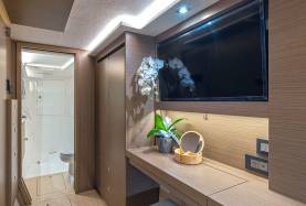 moorings403pc-interior